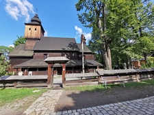 Symbolický hřbitov tzv. Valašský Slavín a kostel sv. Anny