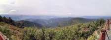 Krásný výhled na beskydské vrcholy a údolí / 1323 m.n.m./